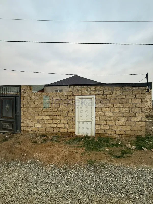 Satılır 4 otaqlı həyət evi 110 m²