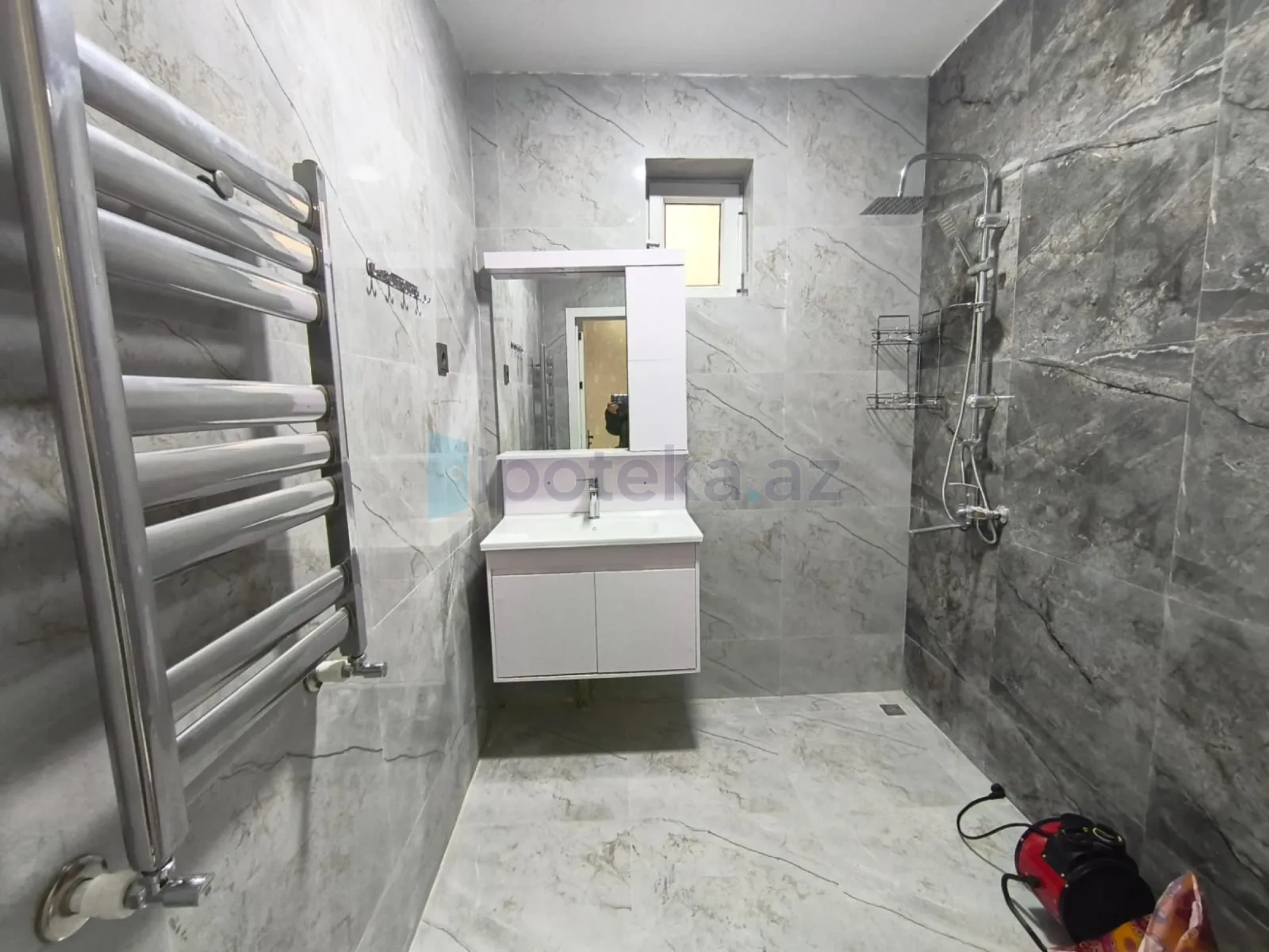 Satılır 4 otaqlı həyət evi 120 m²