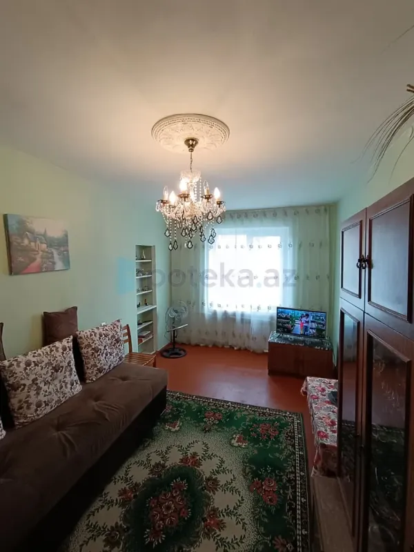 Satılır 3 otaqlı köhnə tikili 72 m²