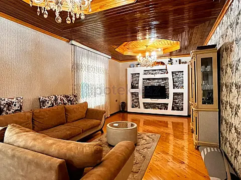 Satılır 7 otaqlı həyət evi 320 m²
