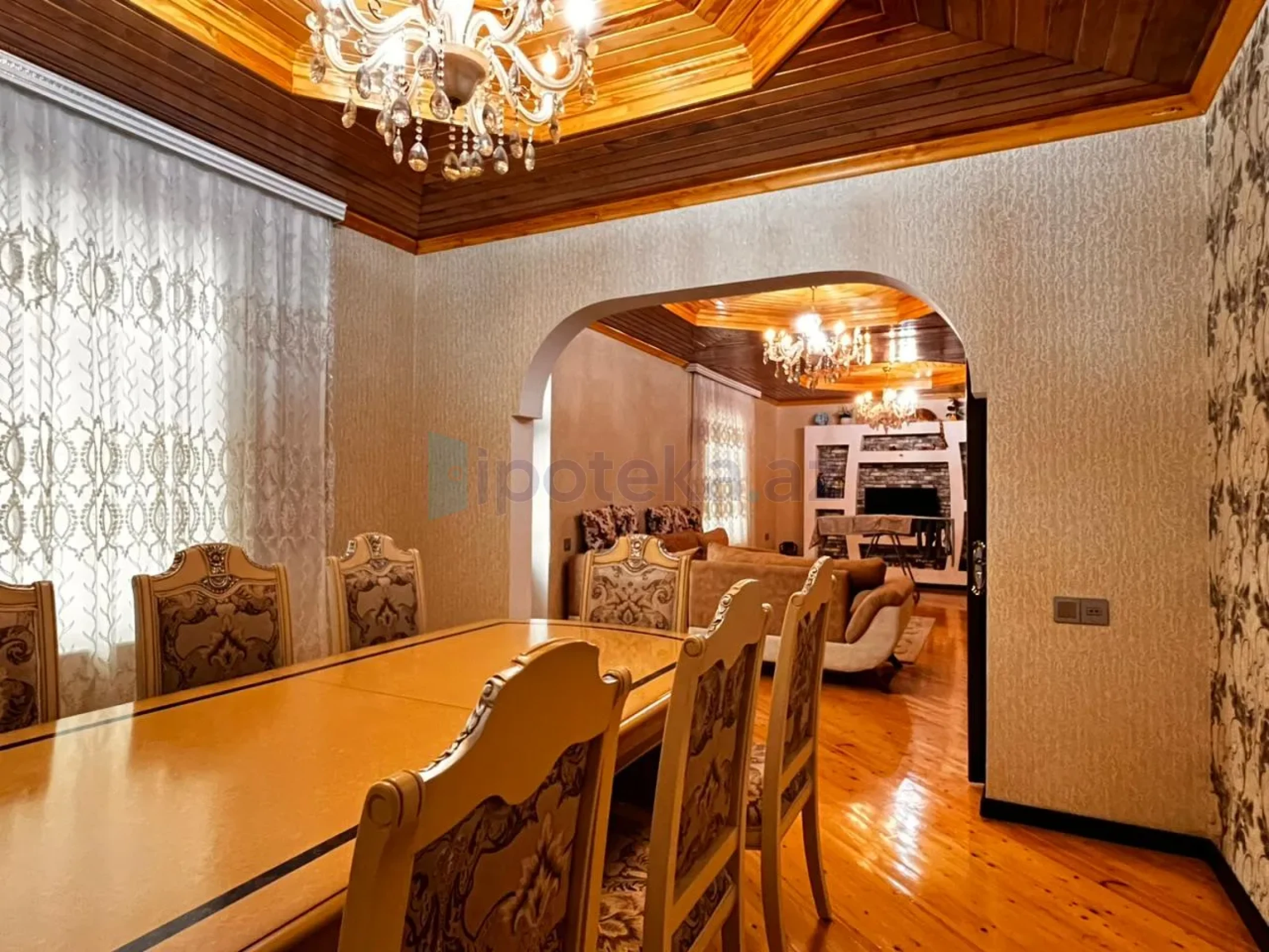 Satılır 7 otaqlı həyət evi 320 m²