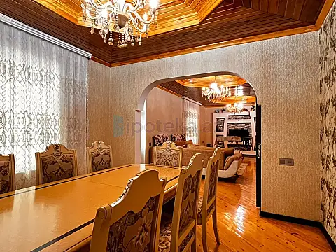 Satılır 7 otaqlı həyət evi 320 m²