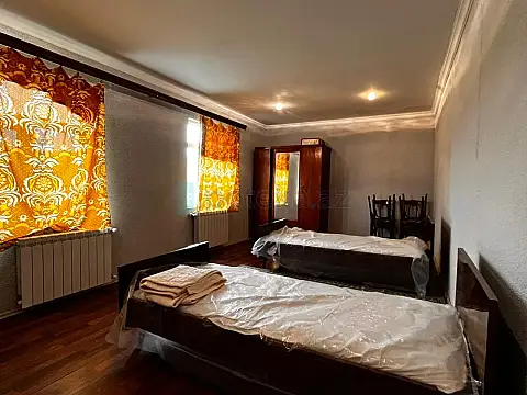 Satılır 4 otaqlı həyət evi 140 m²