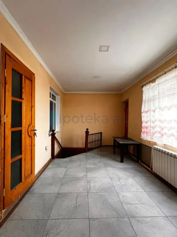 Satılır 4 otaqlı həyət evi 140 m²