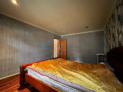 Satılır 4 otaqlı həyət evi 140 m²