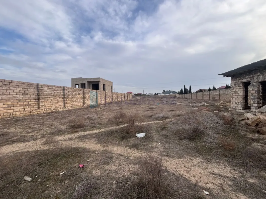 Satılır torpaq sahəsi 12 m²