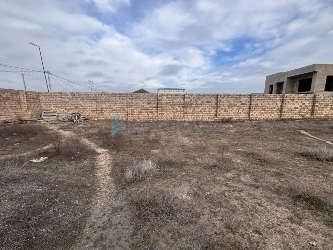 Satılır torpaq sahəsi 12 m²