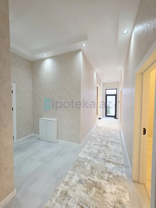 Satılır 4 otaqlı mənzil 160 m²
