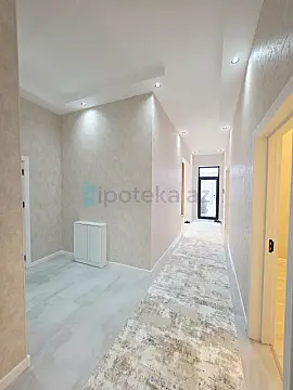 Satılır 4 otaqlı mənzil 160 m²