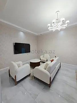 Satılır 4 otaqlı mənzil 160 m²