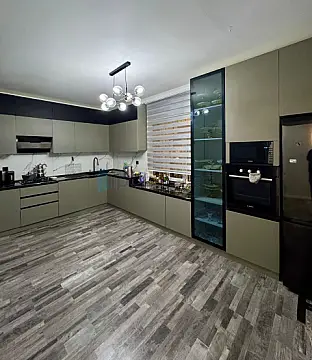 Satılır 4 otaqlı həyət evi 140 m²