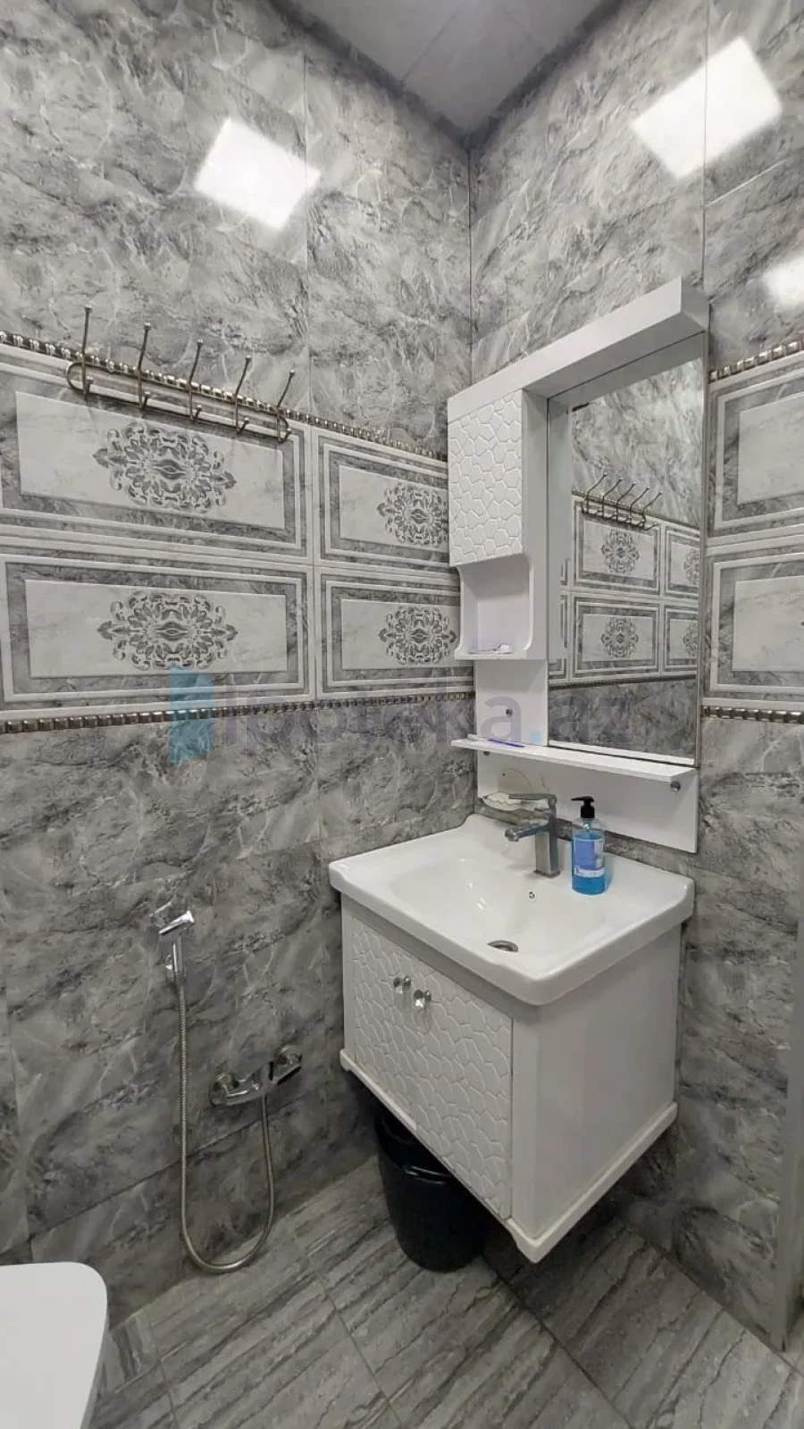 Satılır 2 otaqlı yeni tikili 55 m²