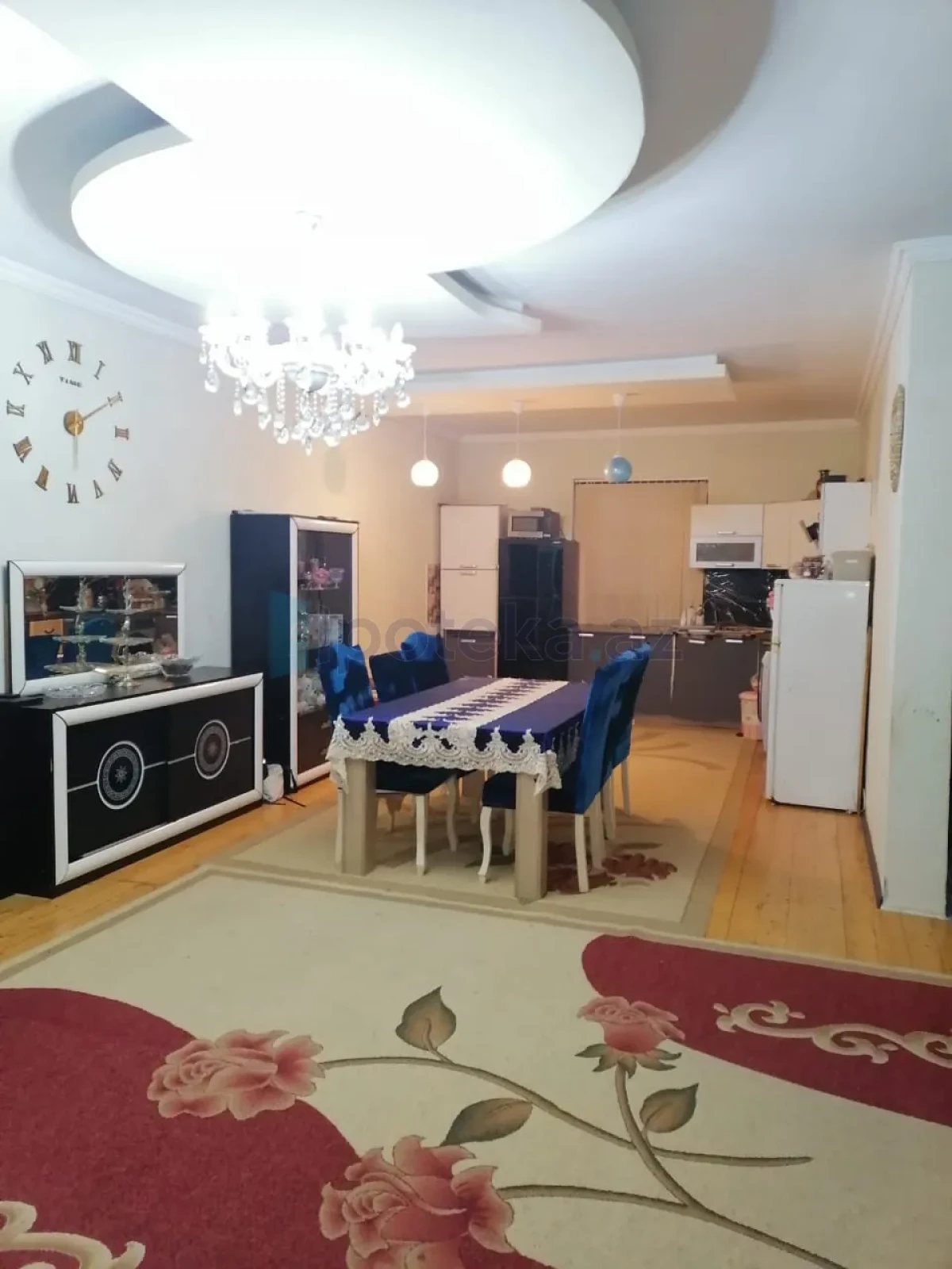 Satılır 6 otaqlı həyət evi 202 m²