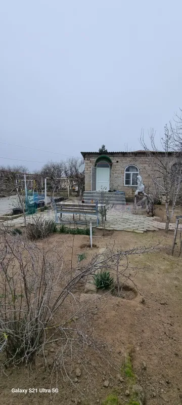 Satılır 5 otaqlı həyət evi 120 m²