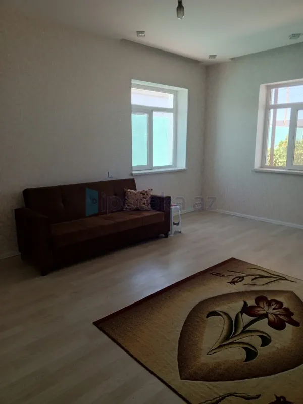 Satılır 3 otaqlı həyət evi 100 m²
