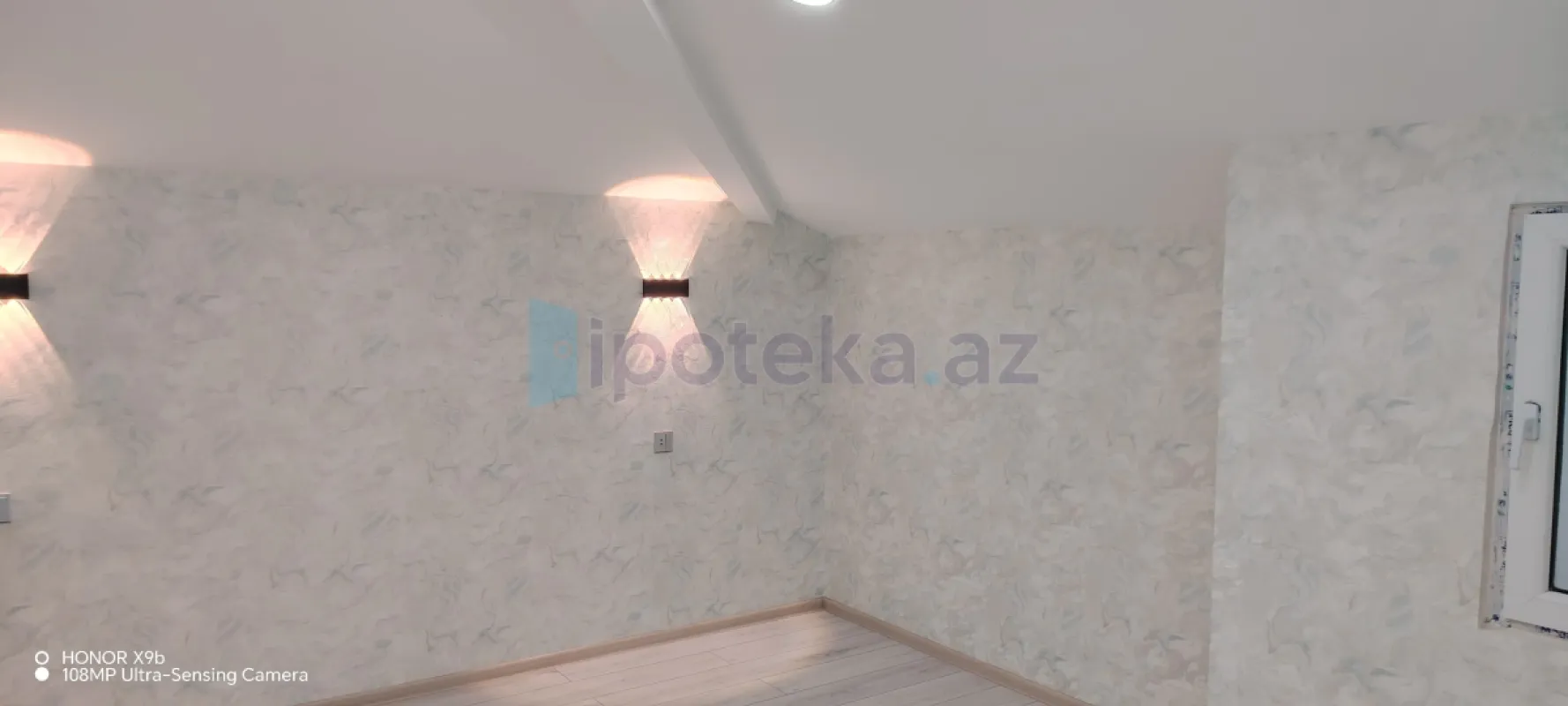 Satılır 3 otaqlı yeni tikili 76 m²