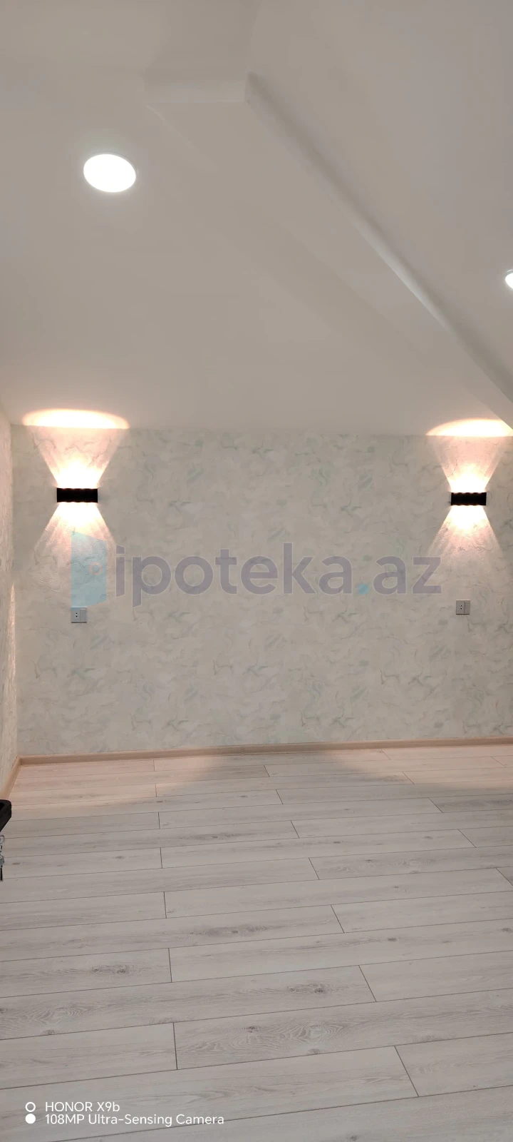 Satılır 3 otaqlı yeni tikili 76 m²