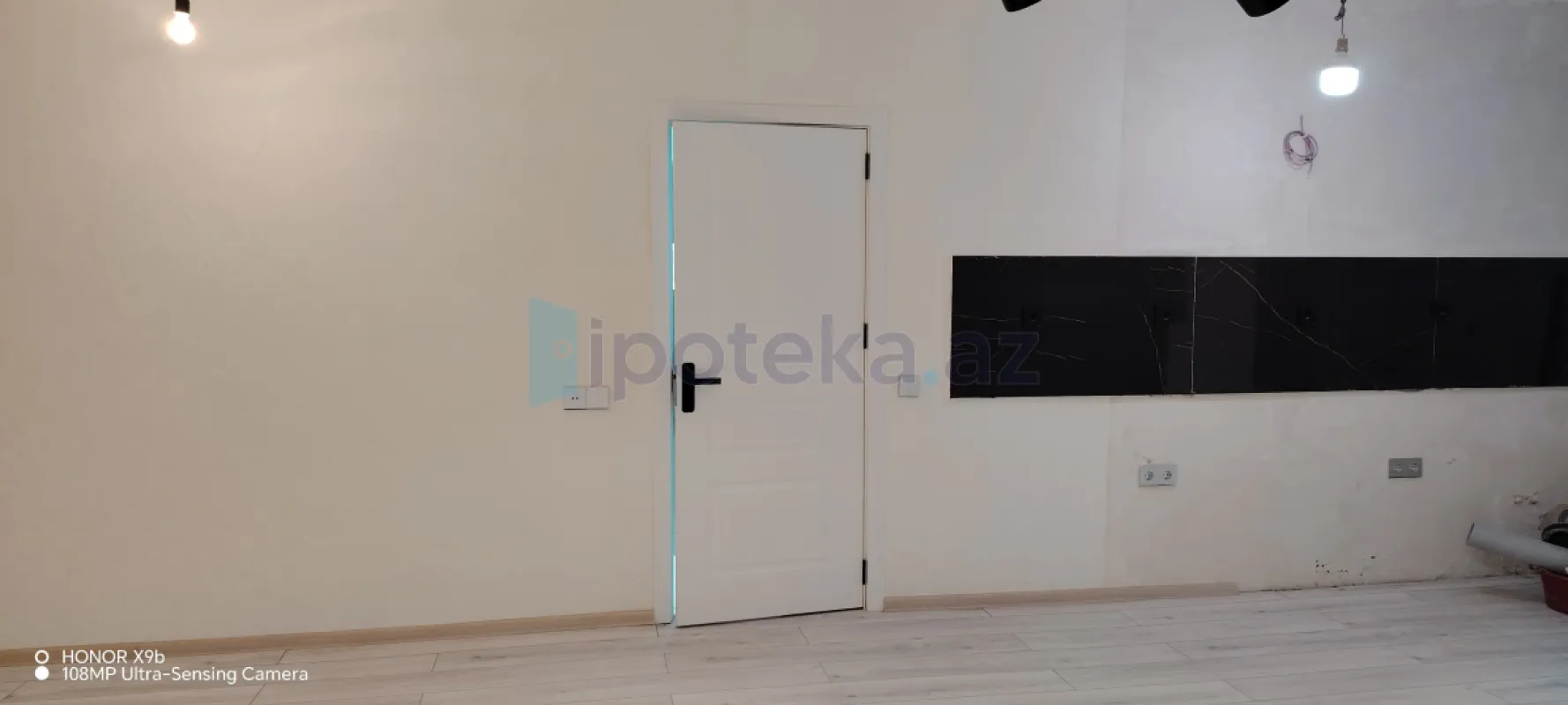 Satılır 3 otaqlı yeni tikili 76 m²