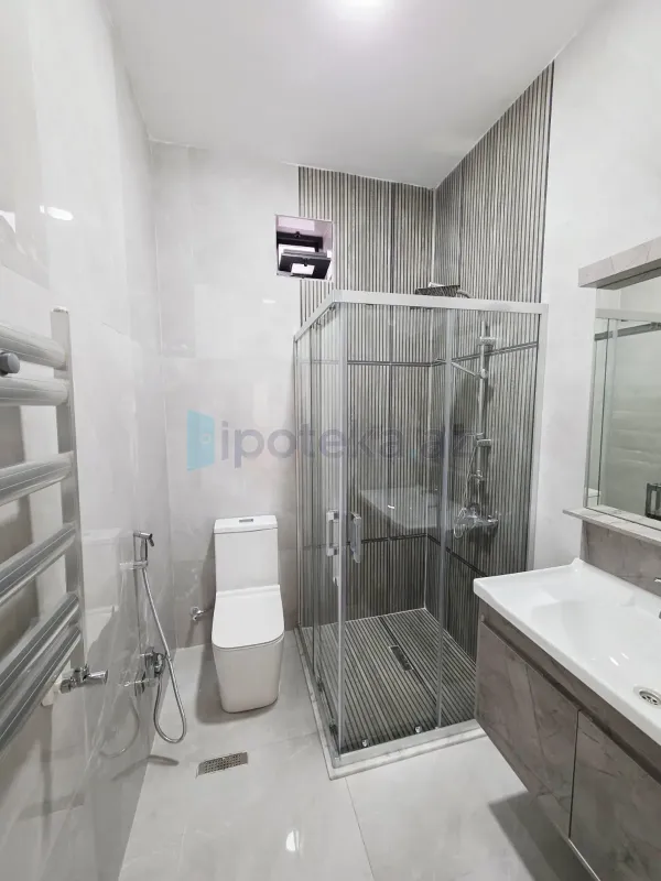 Satılır 4 otaqlı həyət evi 160 m²