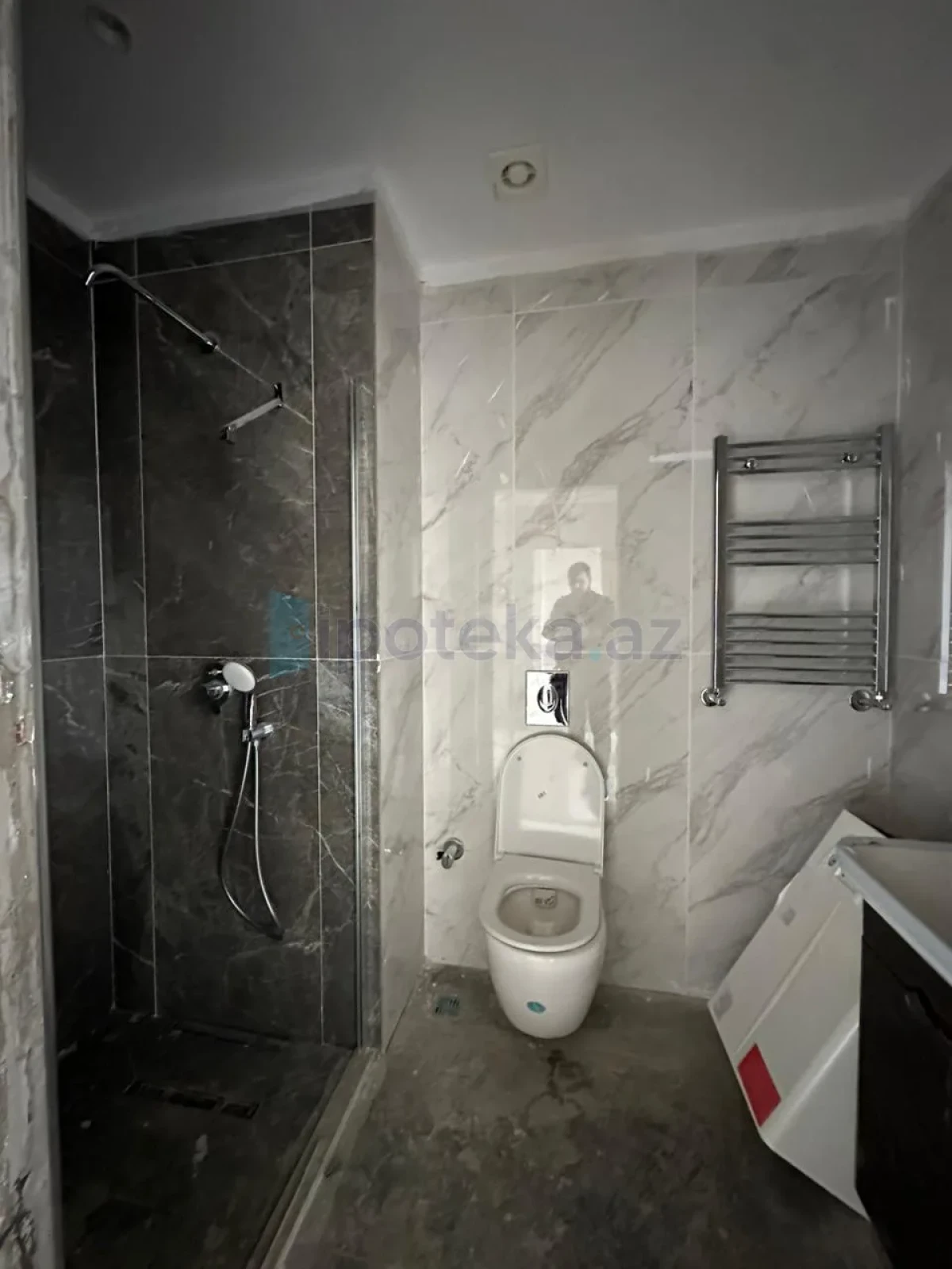 Satılır 3 otaqlı yeni tikili 72.73 m²