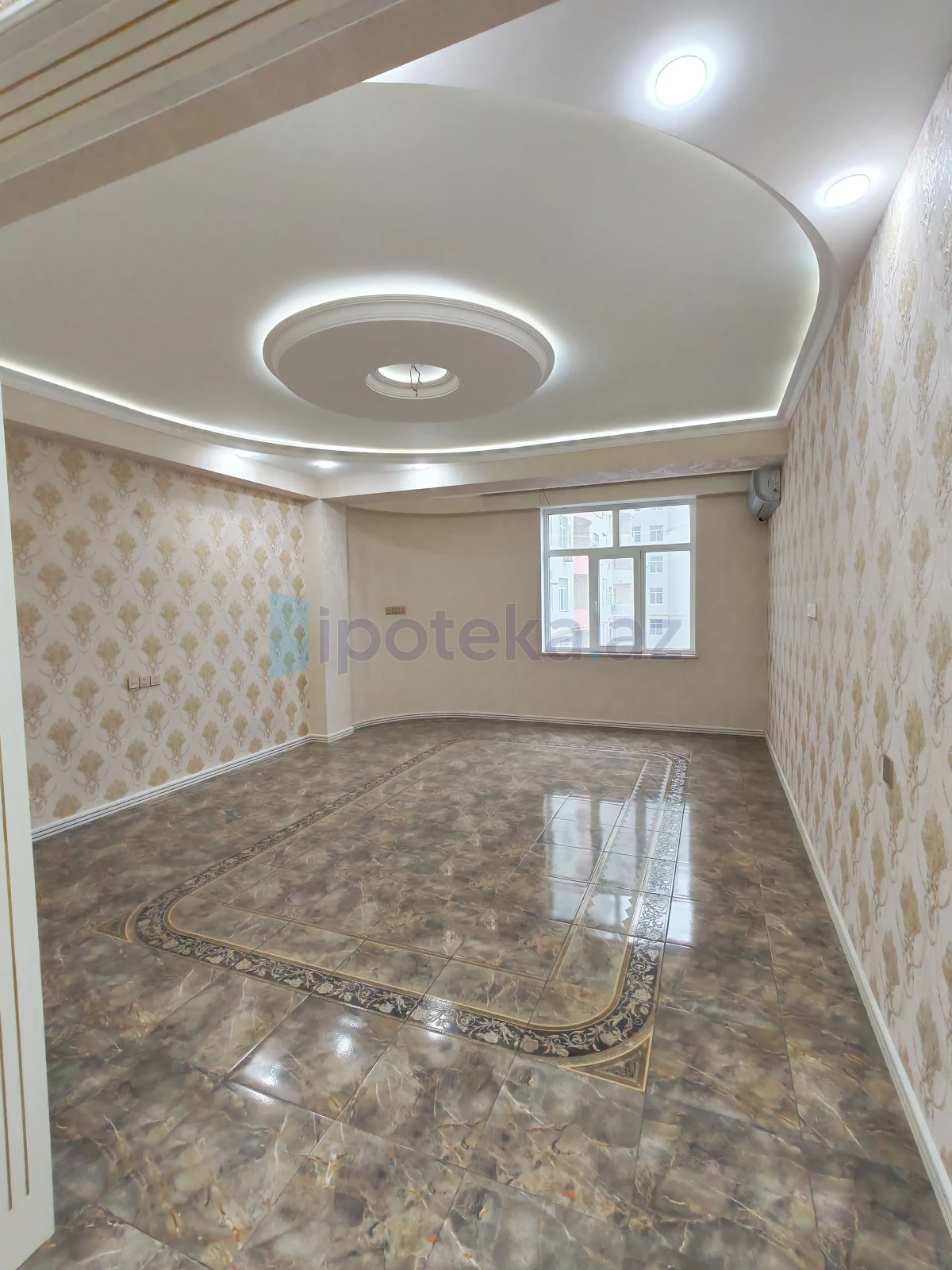 Satılır 4 otaqlı yeni tikili 132 m²