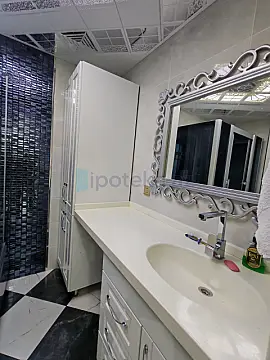 Satılır 4 otaqlı yeni tikili 132 m²