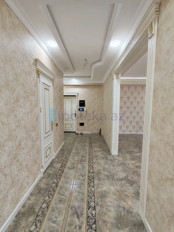 Satılır 4 otaqlı yeni tikili 132 m²