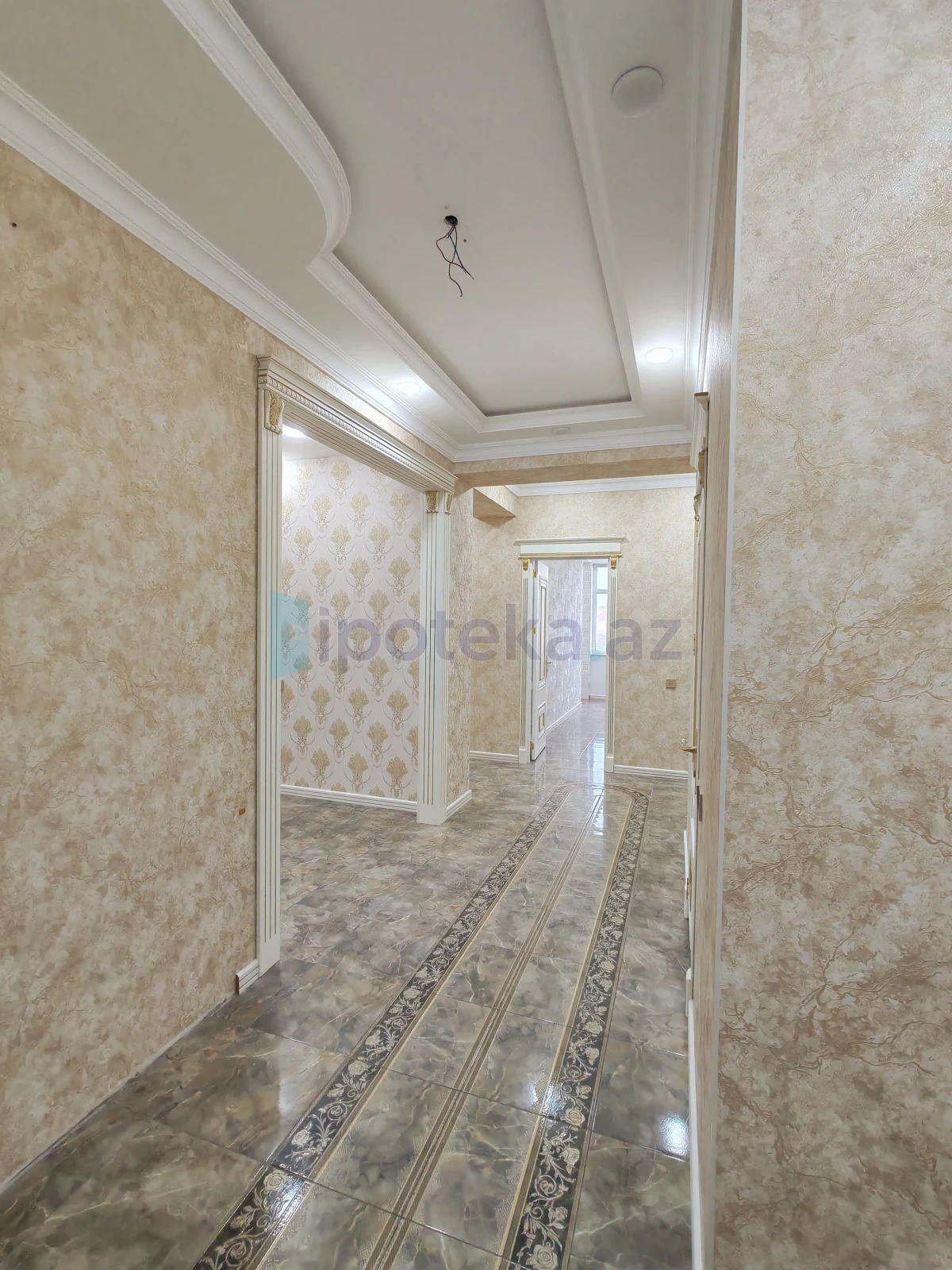 Satılır 4 otaqlı yeni tikili 132 m²