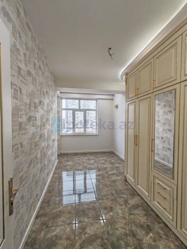 Satılır 4 otaqlı yeni tikili 132 m²