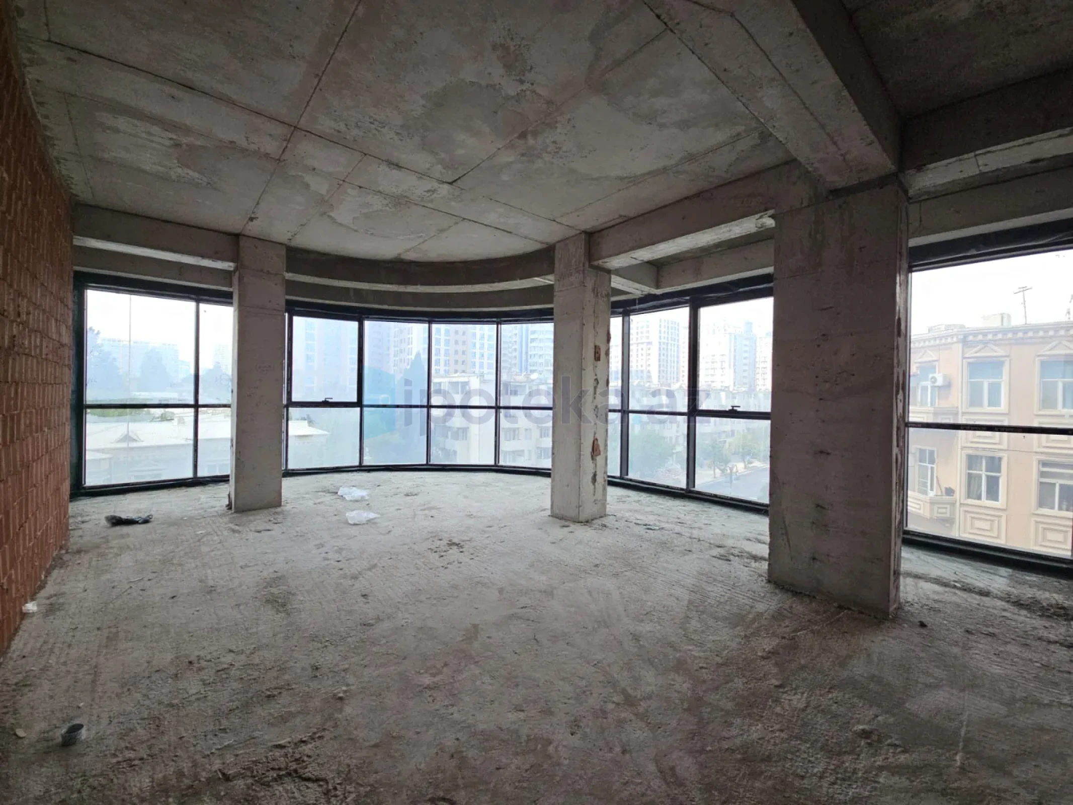 Satılır 5 otaqlı yeni tikili 253 m²