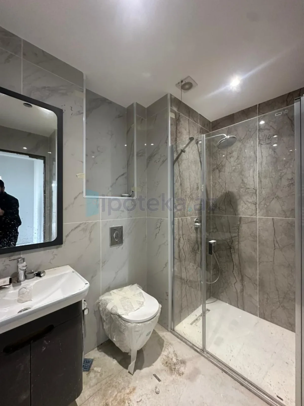 Satılır 2 otaqlı yeni tikili 62.3 m²