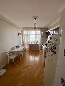 Satılır 2 otaqlı yeni tikili 93 m²