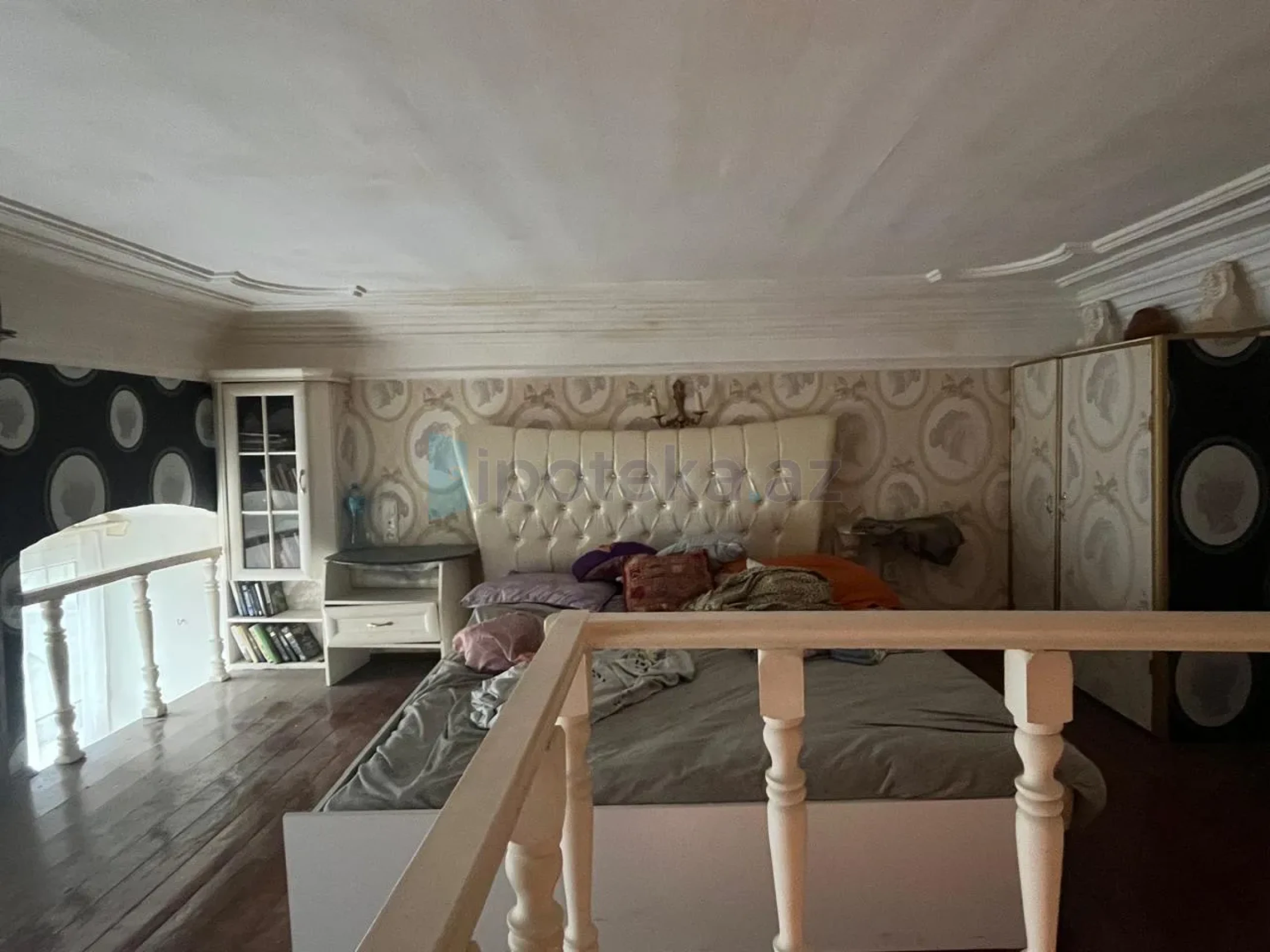 Satılır 2 otaqlı köhnə tikili 18 m²