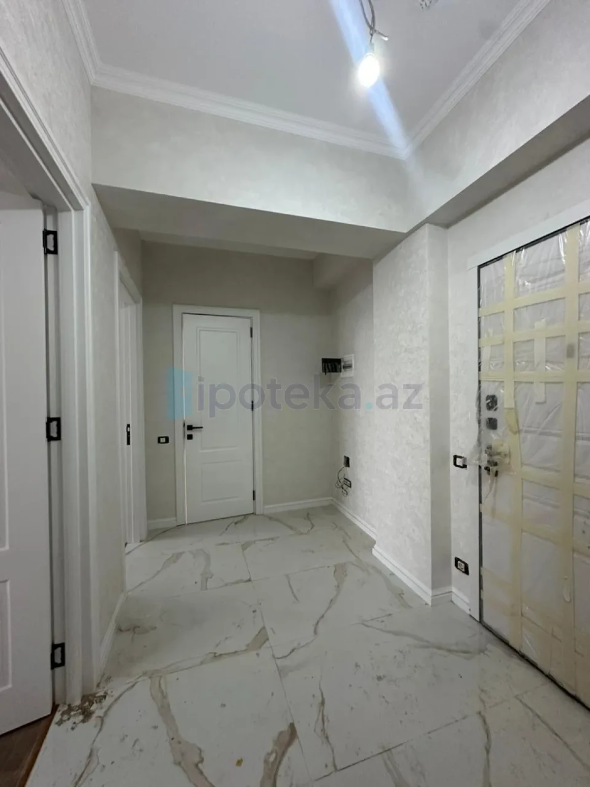 Satılır 3 otaqlı yeni tikili 72.6 m²