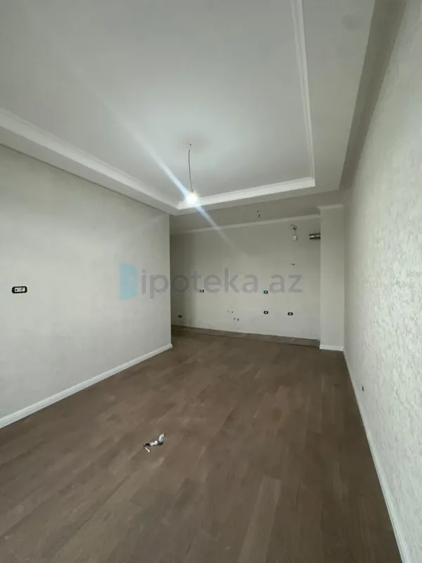 Satılır 3 otaqlı yeni tikili 72.6 m²