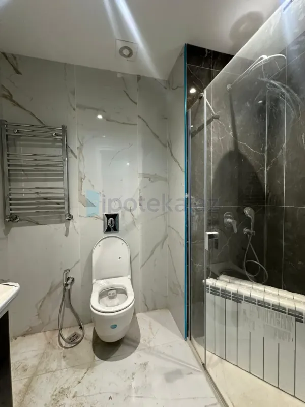 Satılır 3 otaqlı yeni tikili 72.6 m²