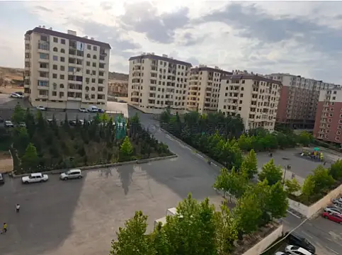 Satılır 4 otaqlı yeni tikili 147 m²