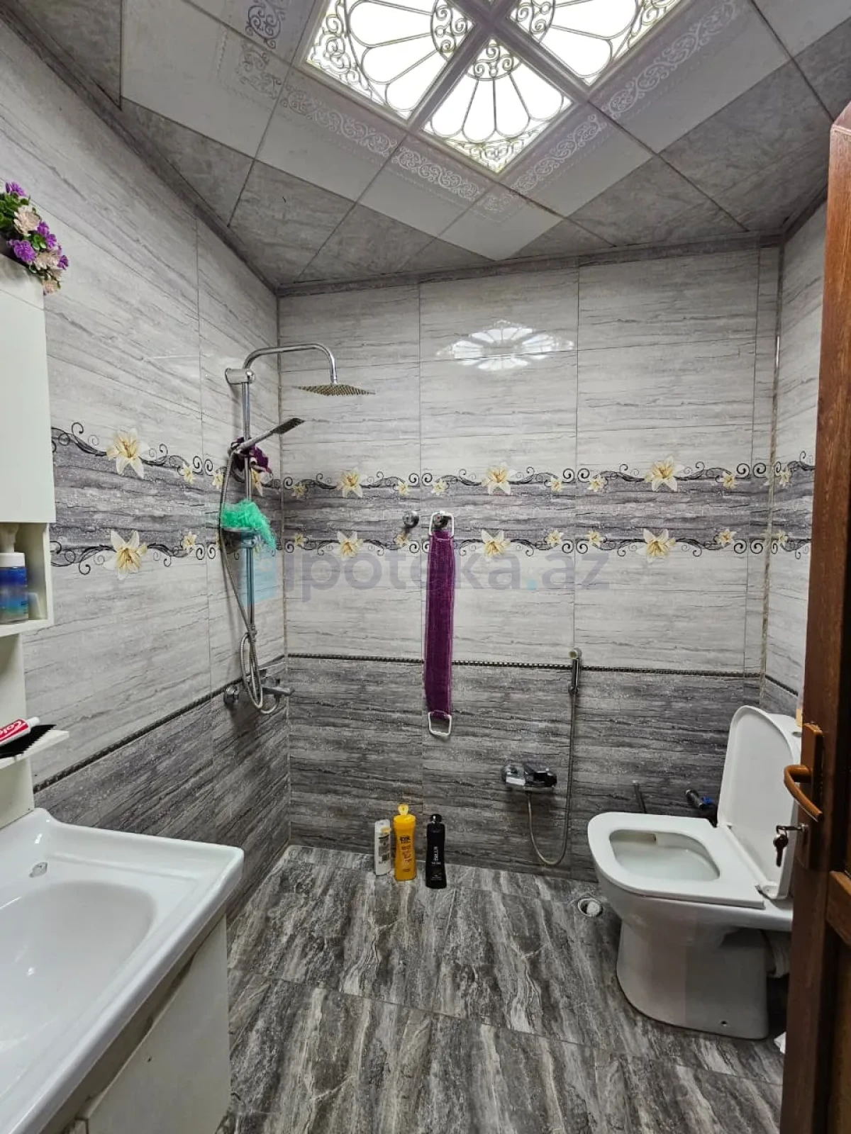 Satılır 2 otaqlı yeni tikili 65 m²