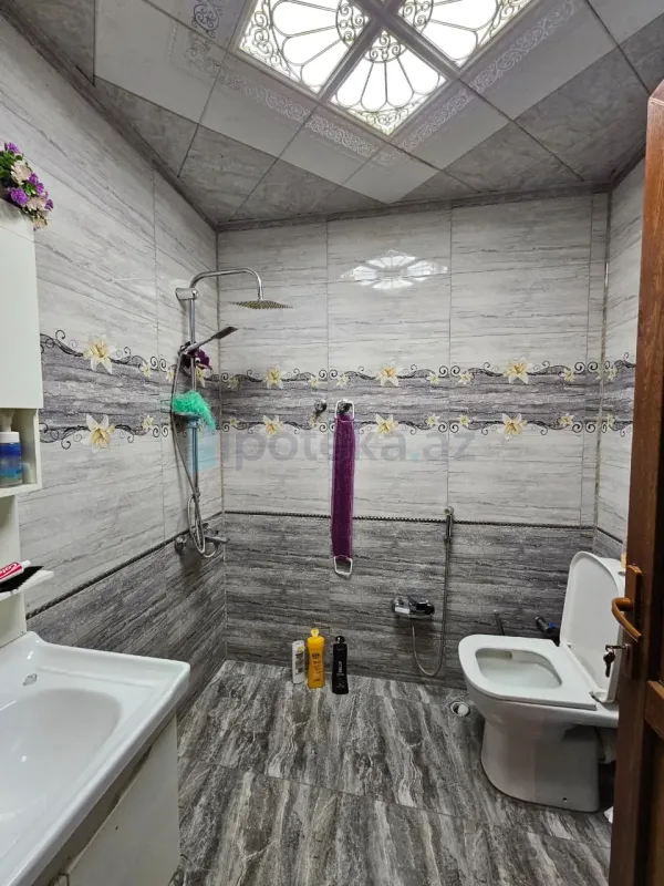 Satılır 2 otaqlı yeni tikili 65 m²