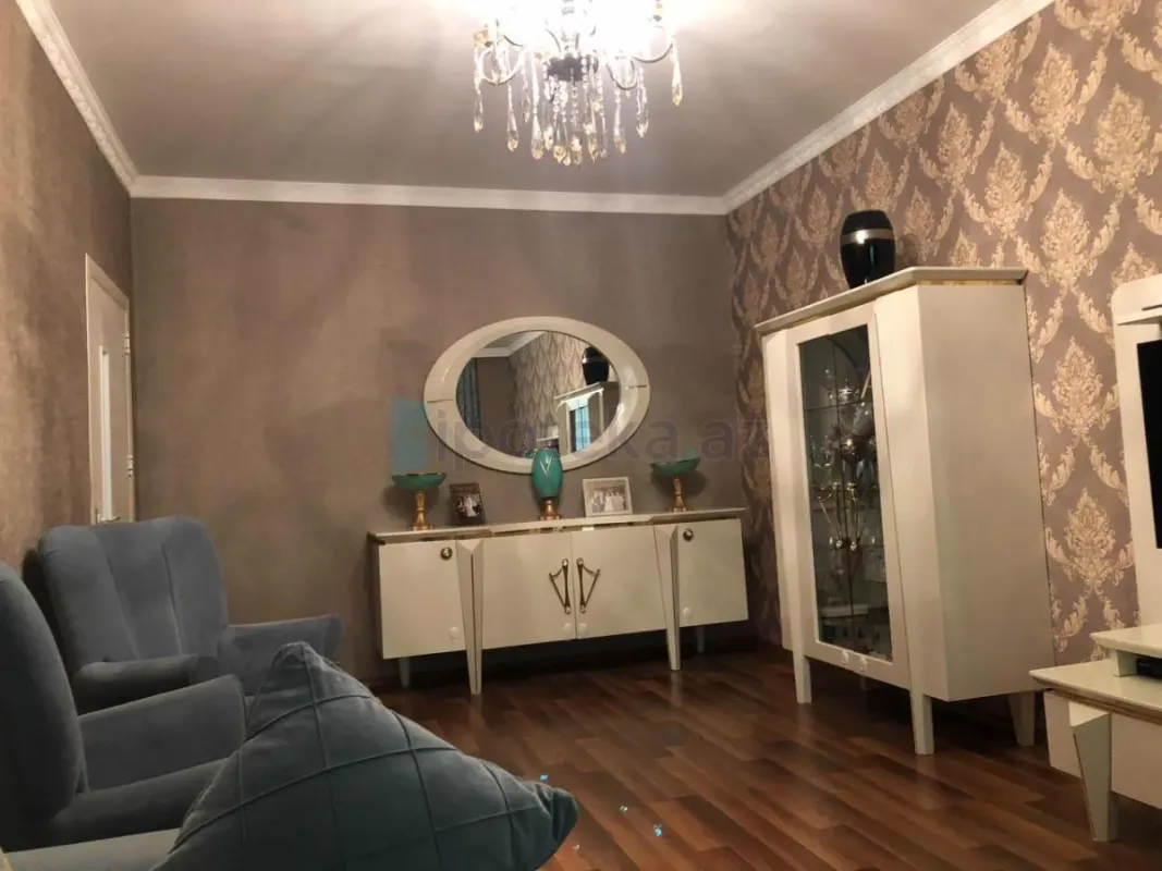 Satılır 4 otaqlı həyət evi 147 m²