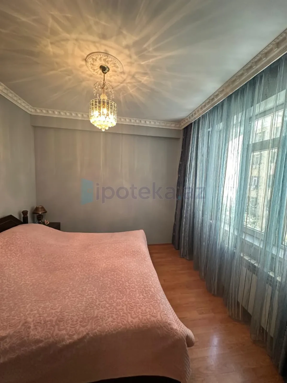 Satılır 3 otaqlı yeni tikili 70 m²