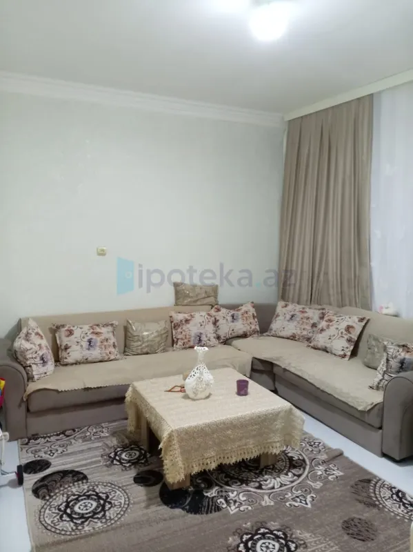 Satılır 3 otaqlı köhnə tikili 60 m²