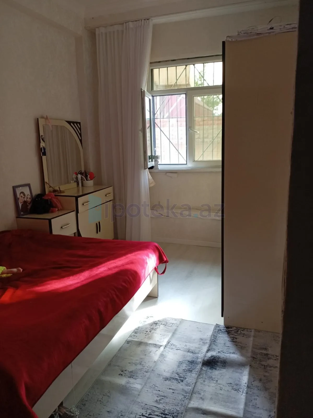 Satılır 3 otaqlı köhnə tikili 60 m²