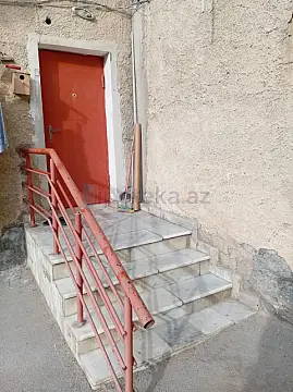 Satılır 3 otaqlı köhnə tikili 60 m²