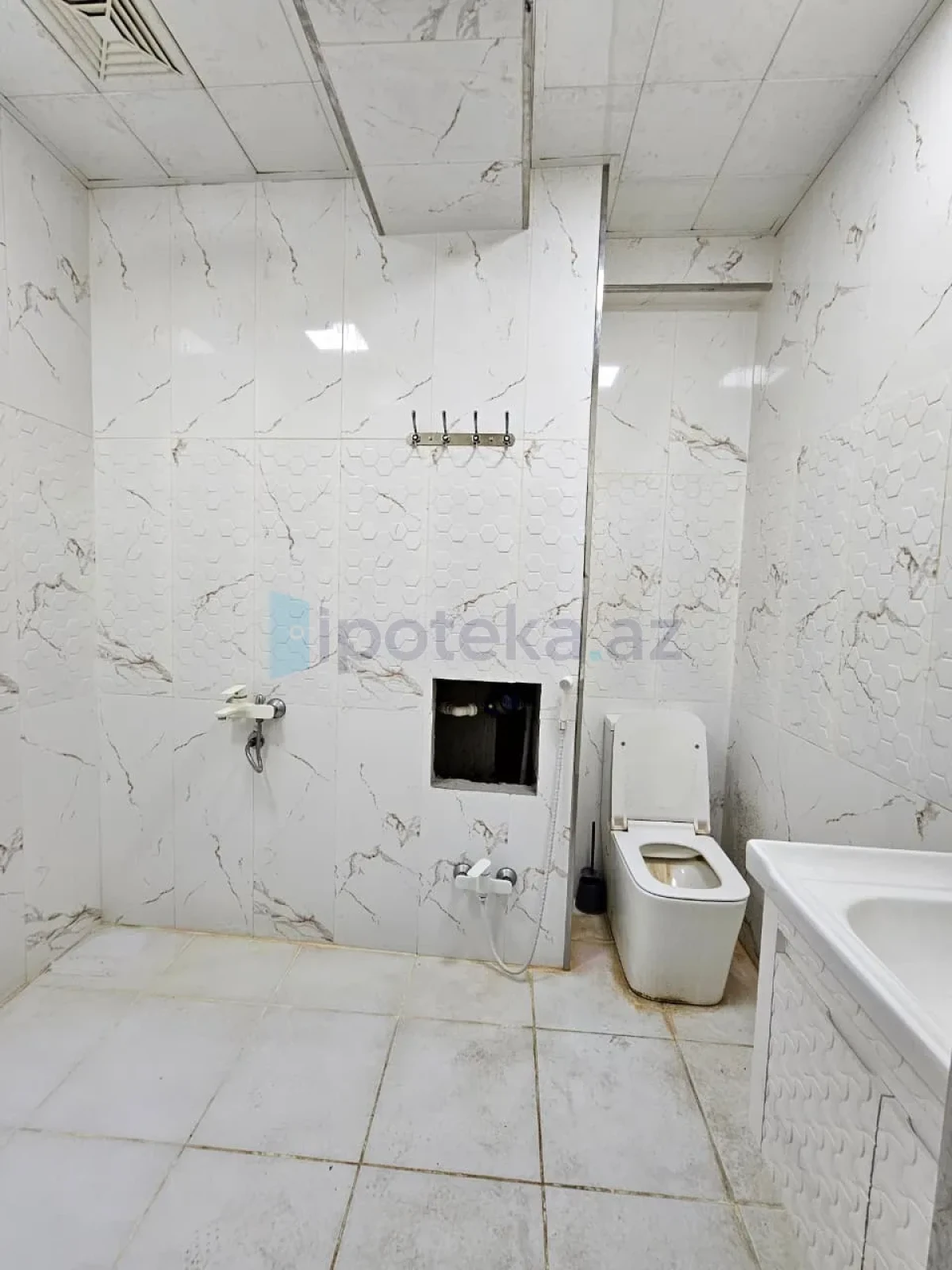 Satılır 2 otaqlı yeni tikili 73 m²