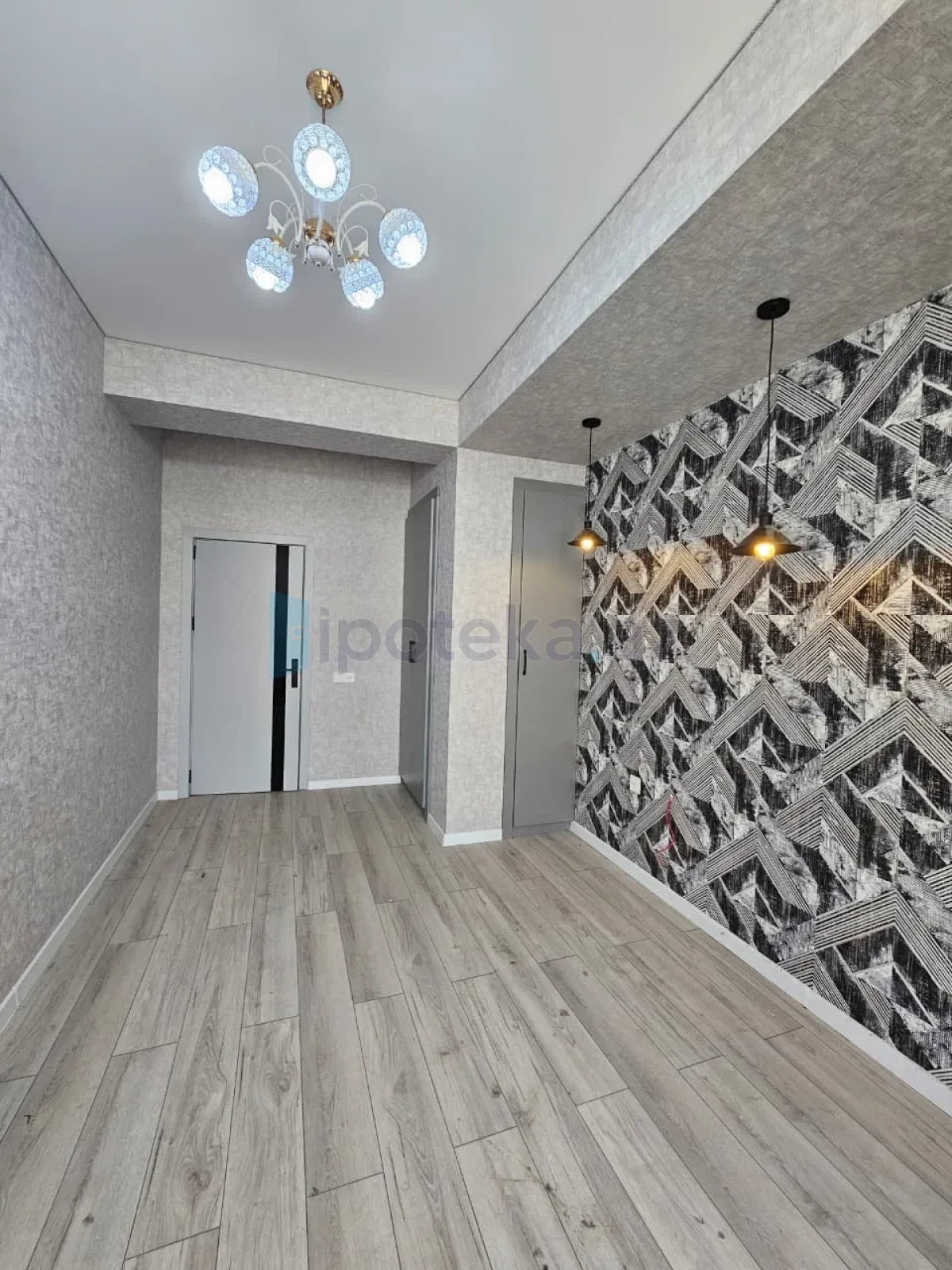 Satılır 2 otaqlı yeni tikili 73 m²