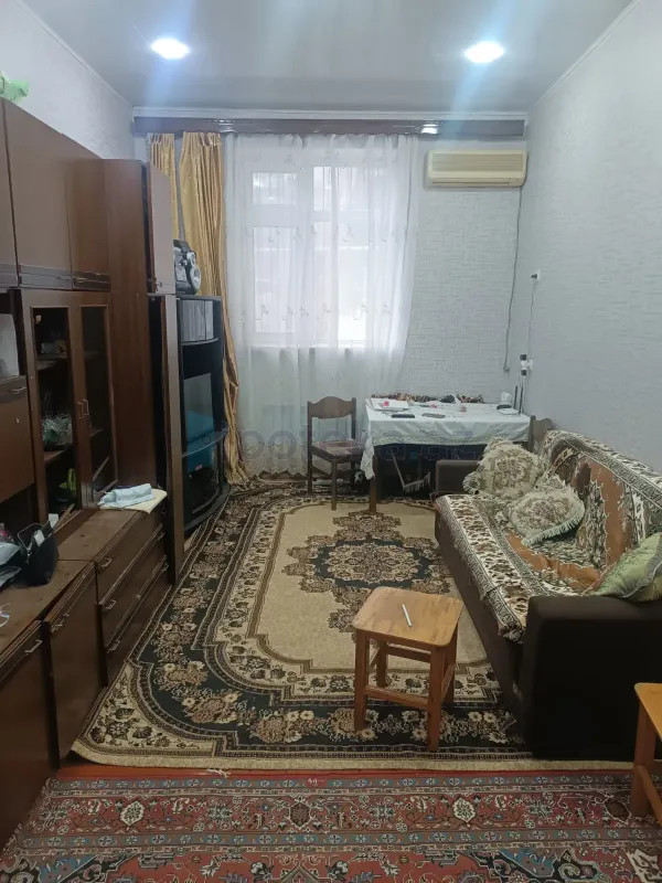 Satılır 2 otaqlı köhnə tikili 63 m²