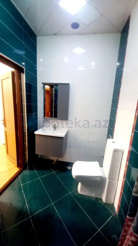 Satılır 2 otaqlı yeni tikili 70 m²