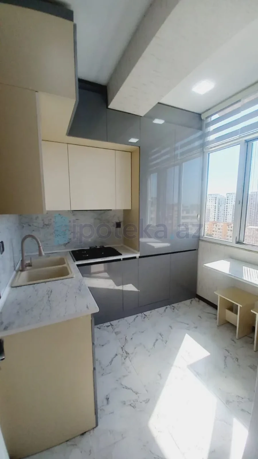 Satılır 2 otaqlı yeni tikili 70 m²