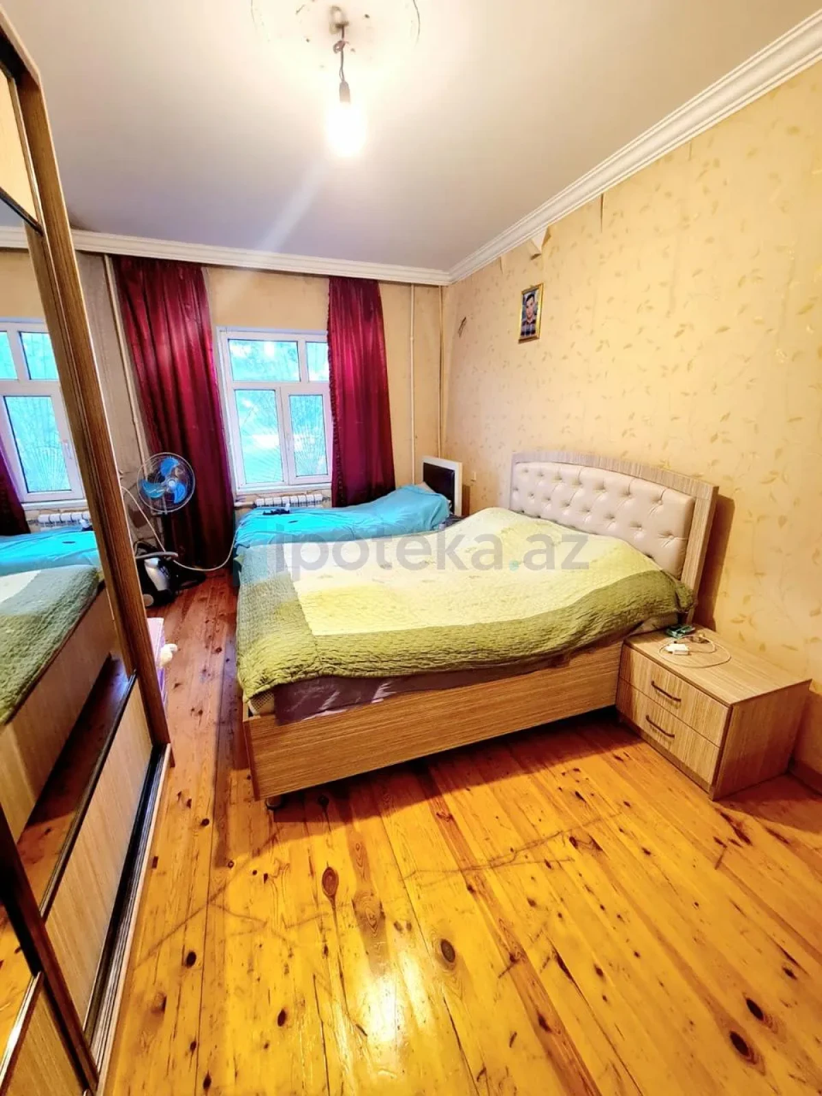 Satılır 2 otaqlı köhnə tikili 56 m²